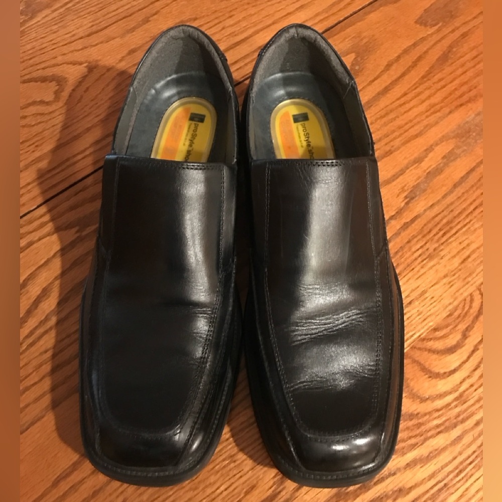 Dockers Black Slip-On Men's Prostyle Moc Toe Loafer Like new worn 2-3 times